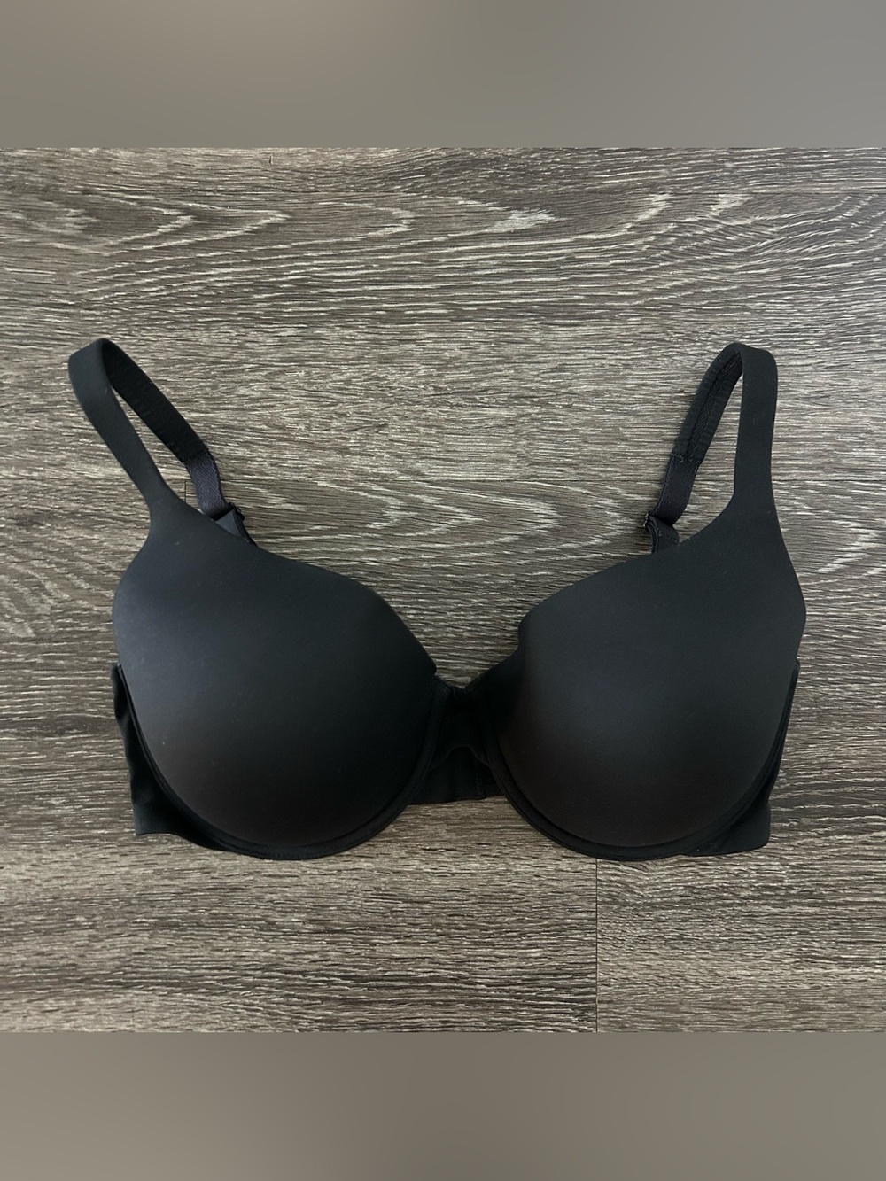 Victorias Secret Full Coverage Uplift Bra Size 36DD Solid Black Padded Underwire